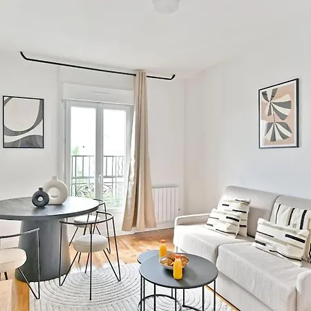 Magnifique 2 Pieces Dans La Banlieue Parisienne Appartement